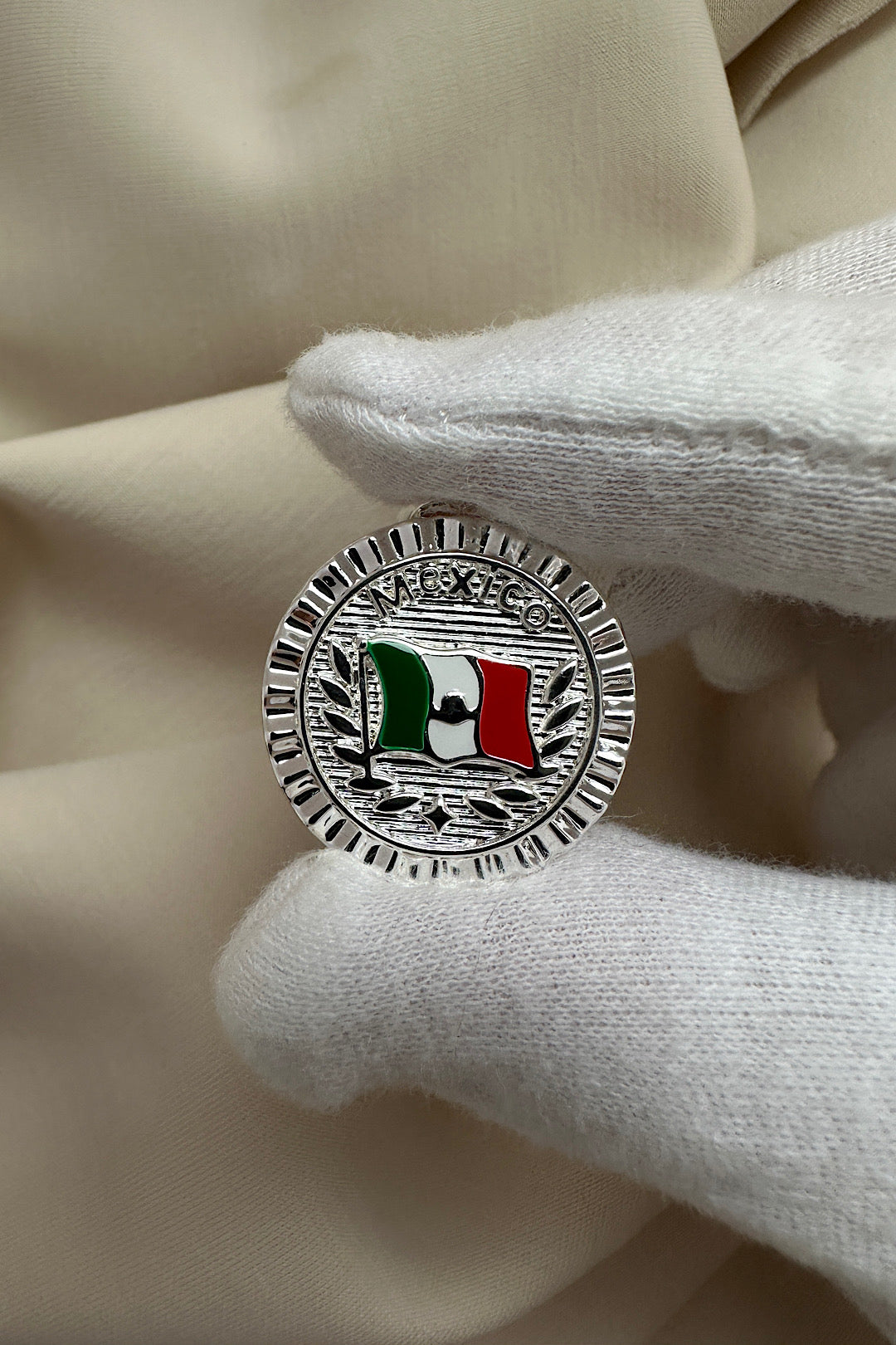 Silver Mexico flag Swirl Necklace