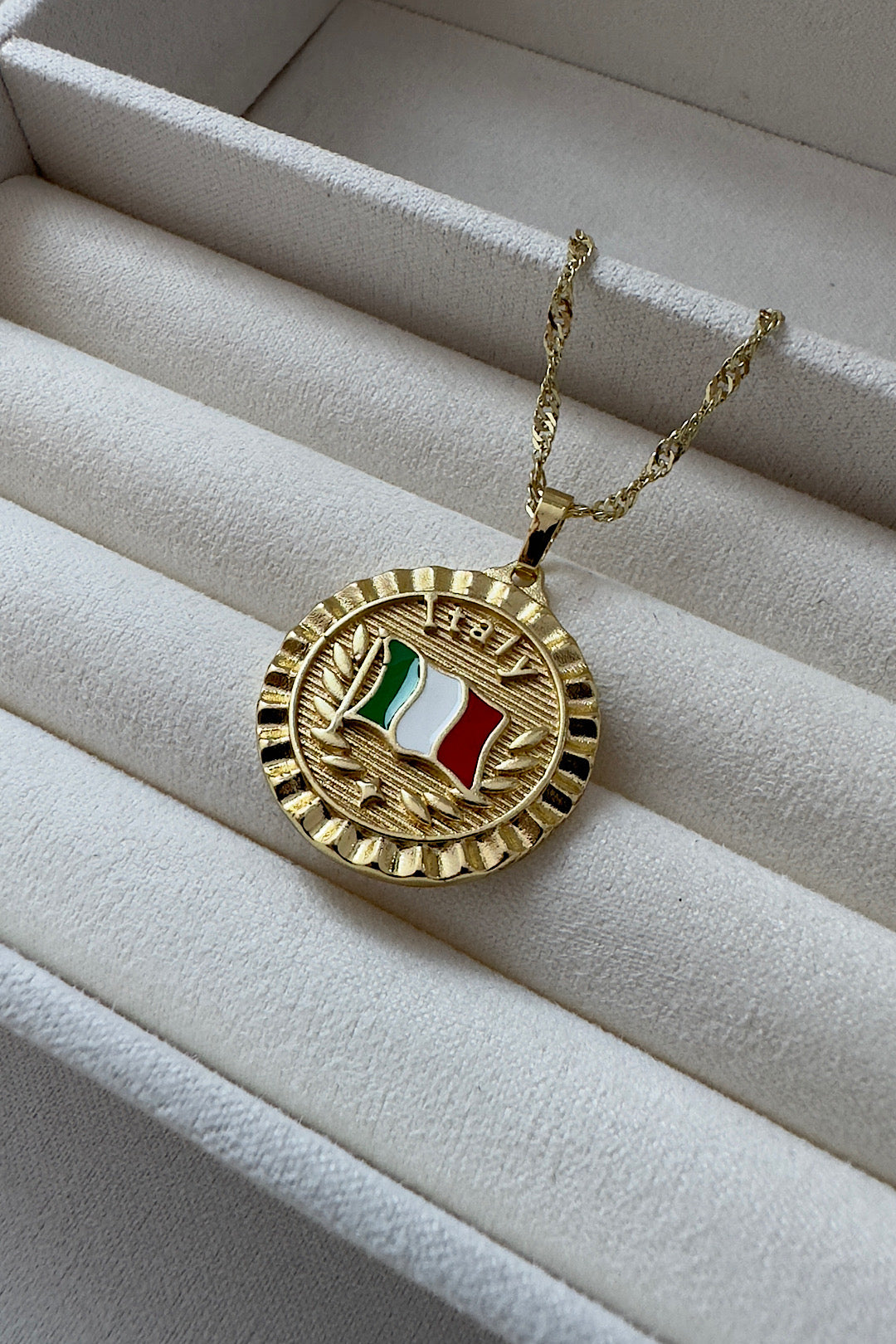 Italy Gold Swirl Necklace 