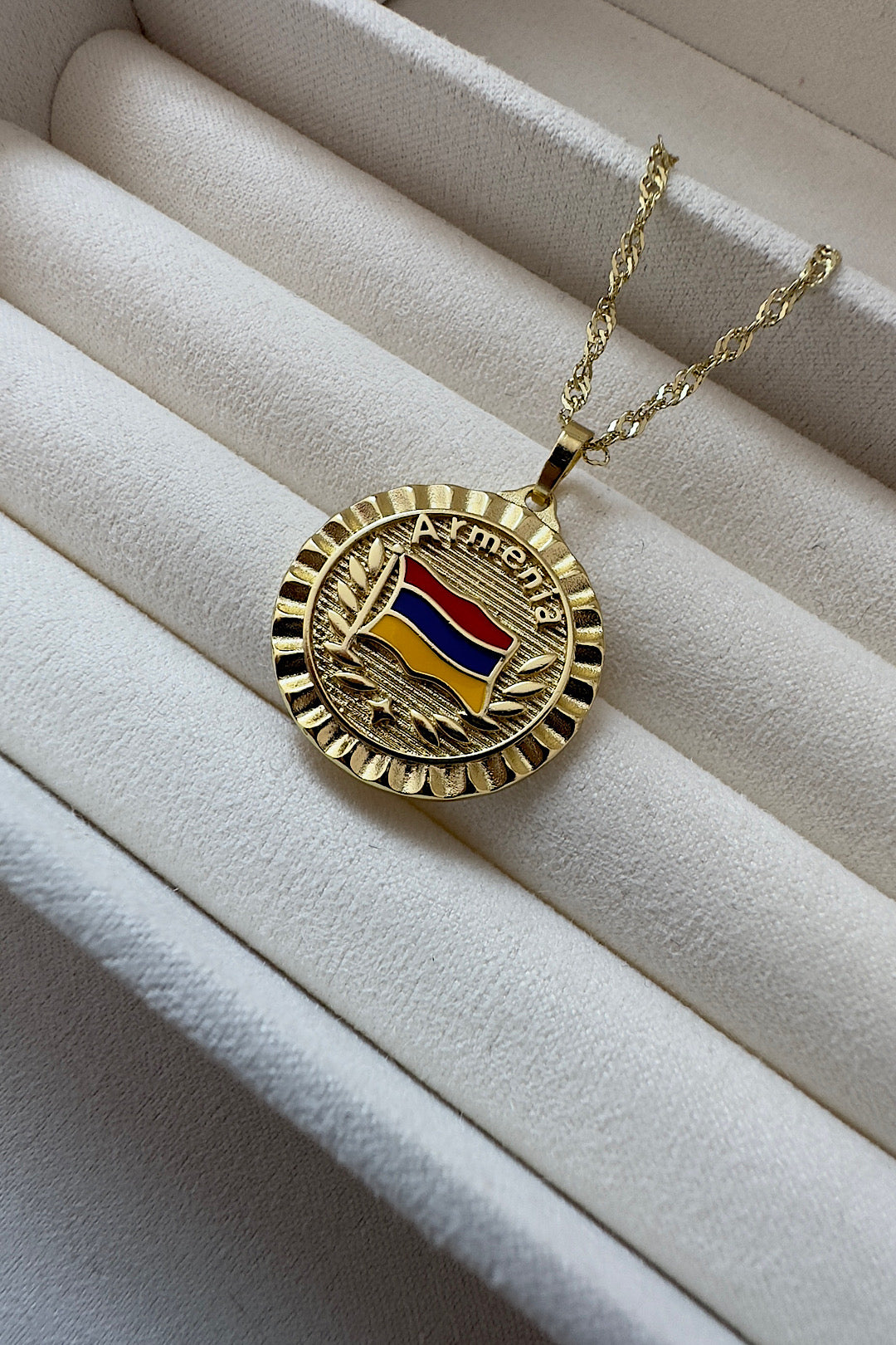 Armenia Gold Swirl Necklace 