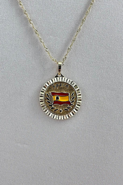 Spain flag Necklace