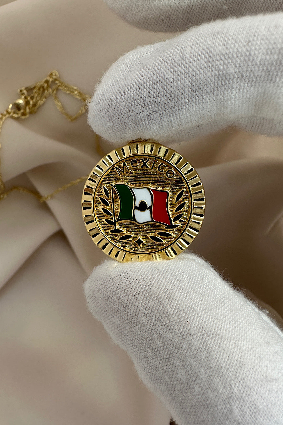 Mexico Flag Gold Plated Swirl Necklace 