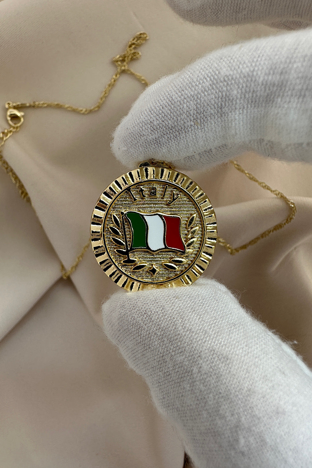 Italy flag Swirl Necklace